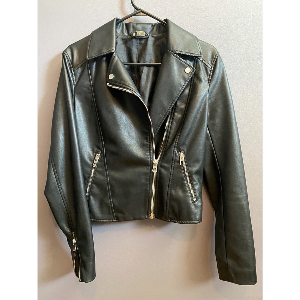 H&M divided leather style jacket